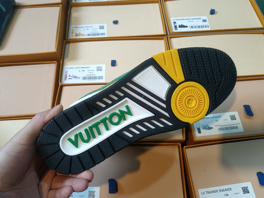 Foshan Batch 1V trainer