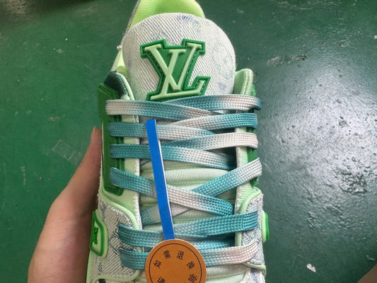 Foshan Batch 1V trainer