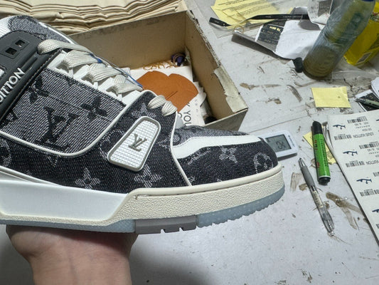 Foshan Batch 1V trainer