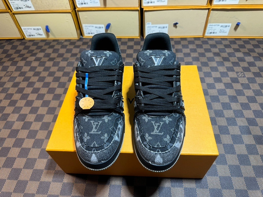 Foshan Batch 1V trainer