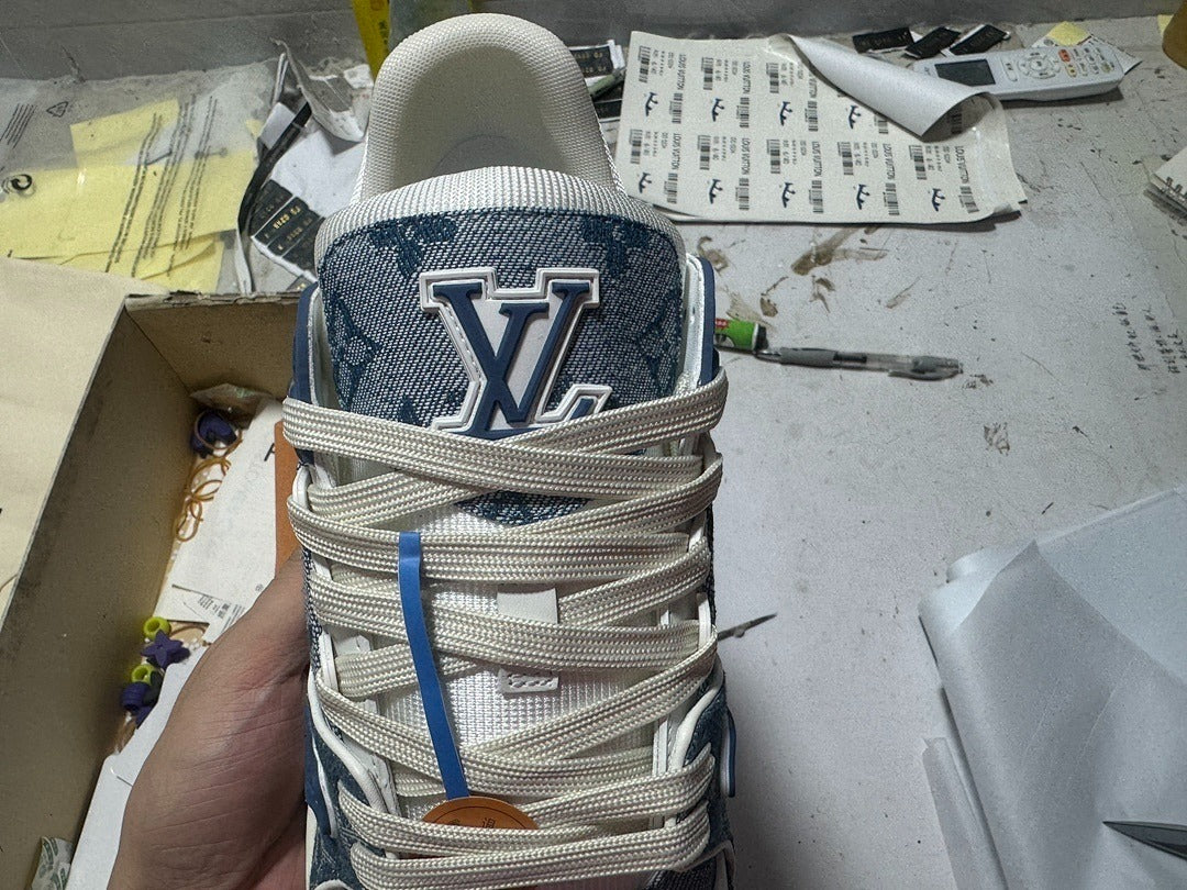 Foshan Batch 1V trainer
