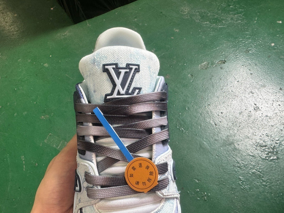 Foshan Batch 1V trainer