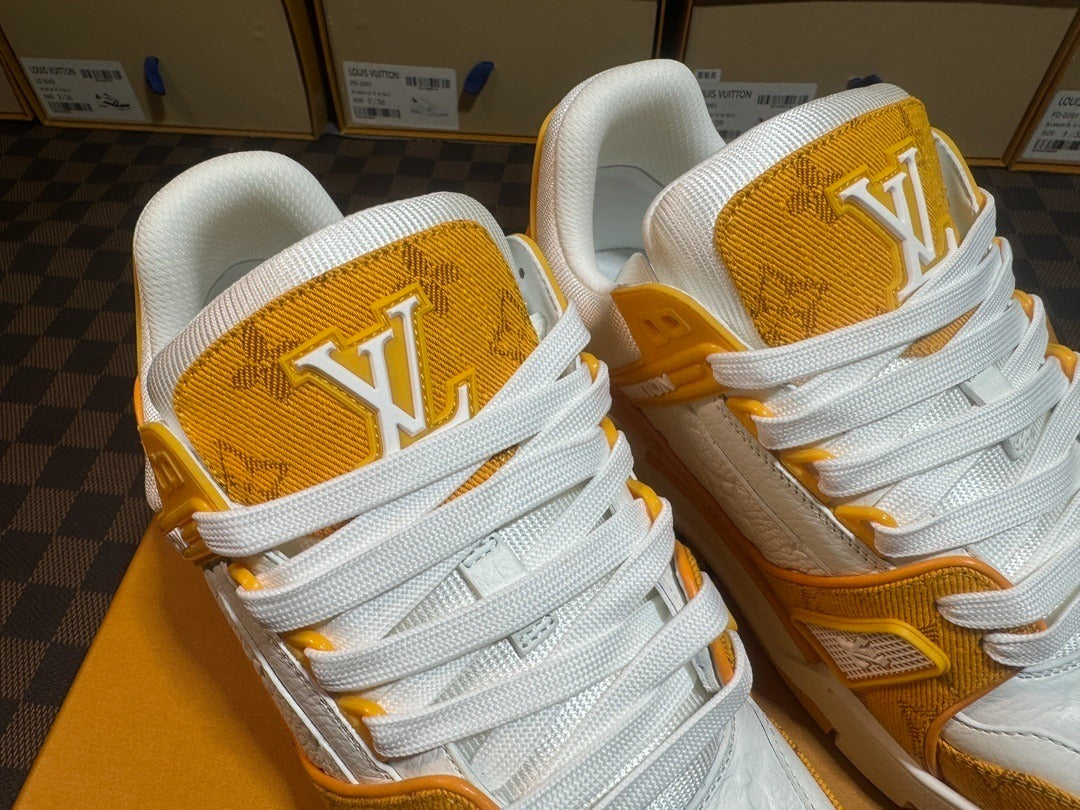 Foshan Batch 1V trainer