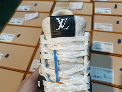 Foshan Batch 1V trainer