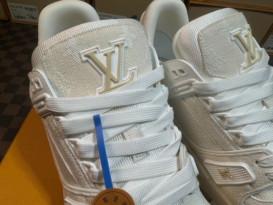 Foshan Batch 1V trainer