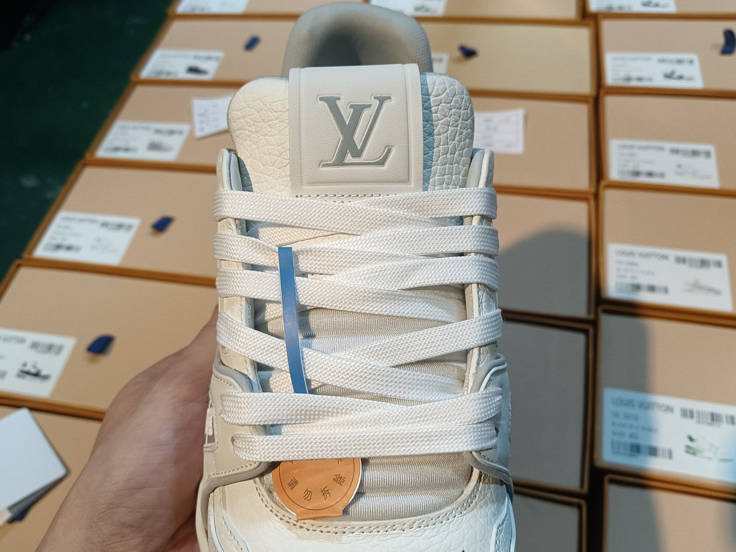 Foshan Batch 1V trainer