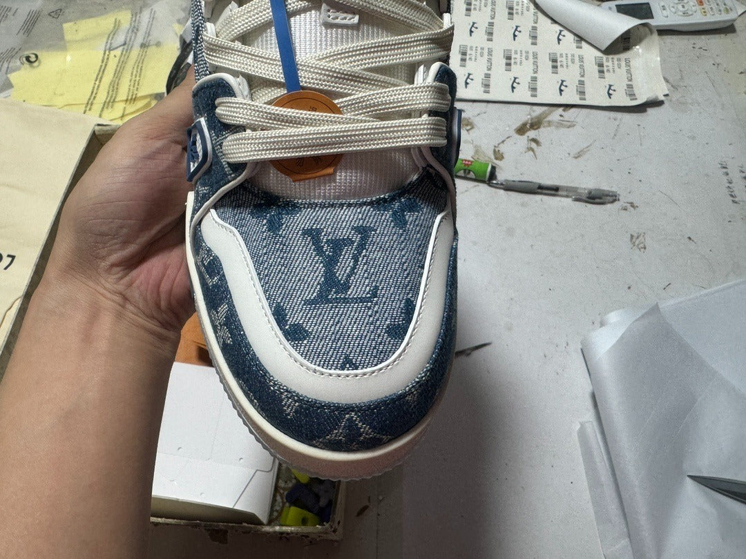 Foshan Batch 1V trainer