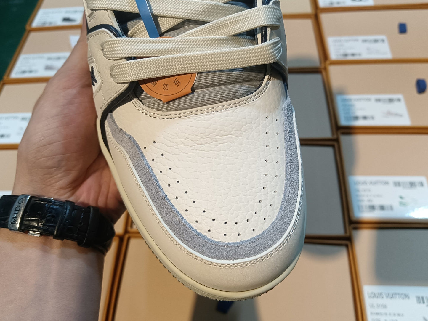 Foshan Batch 1V trainer