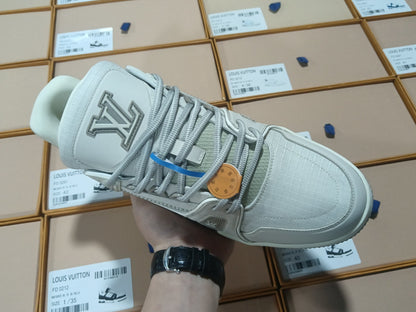 Foshan Batch 1V trainer
