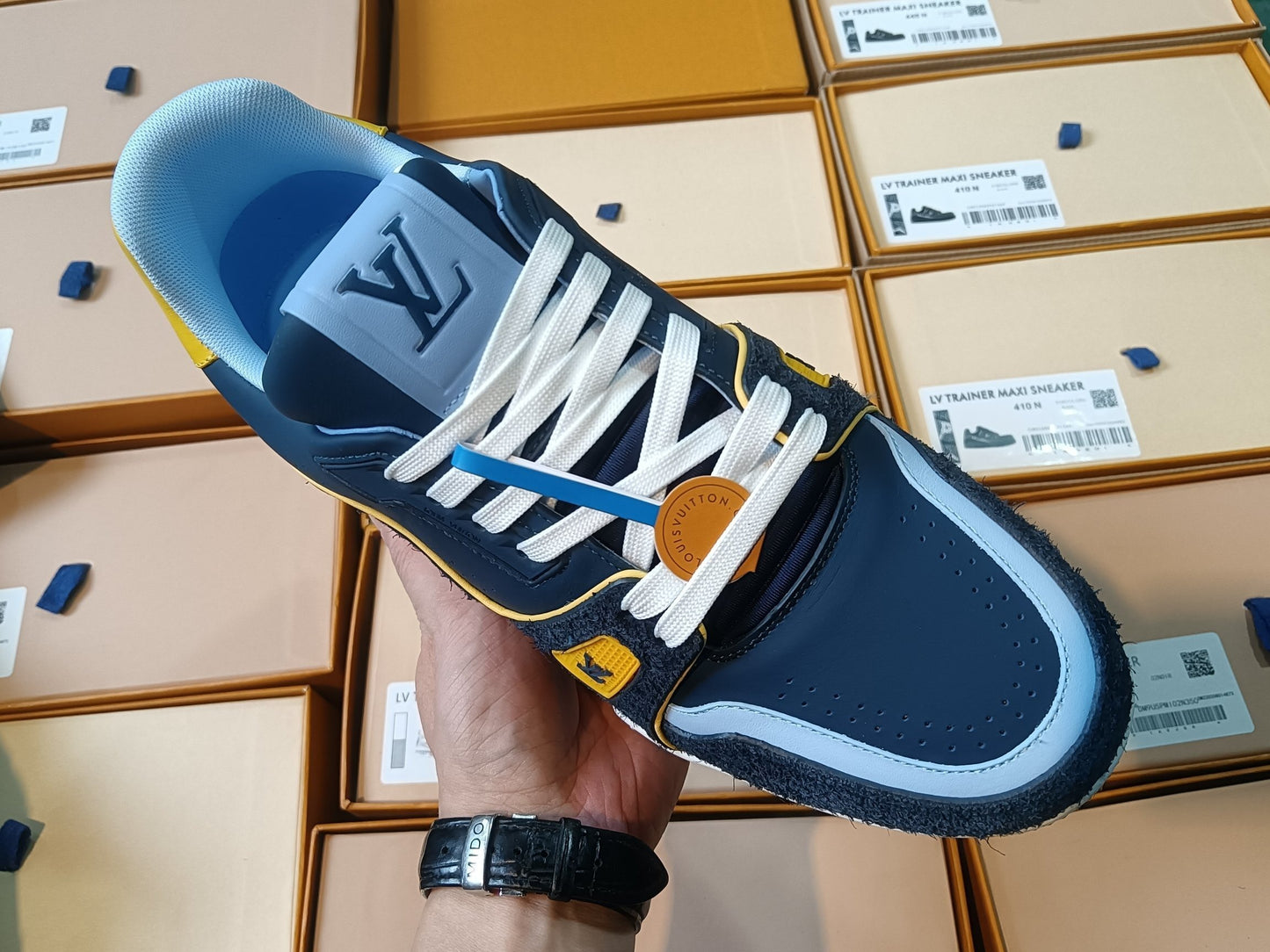 Foshan Batch 1V trainer
