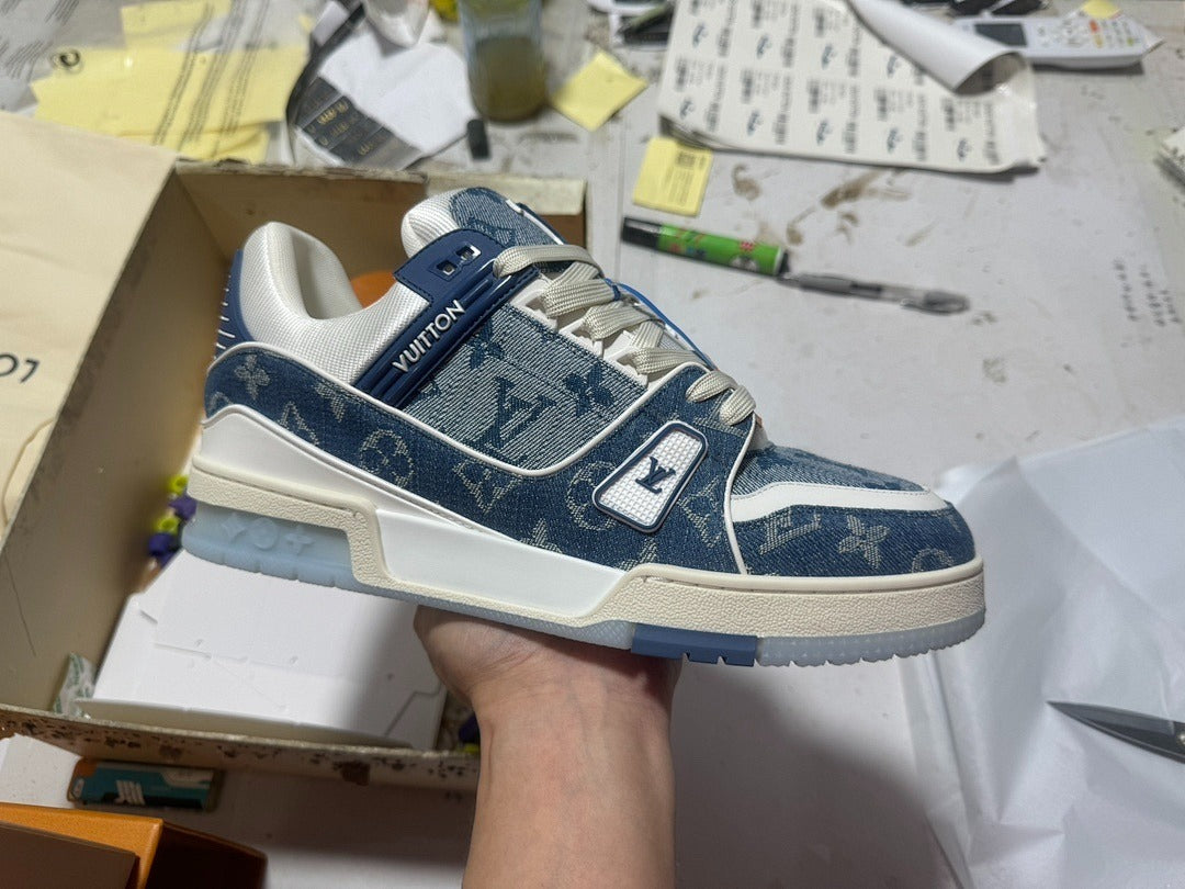 Foshan Batch 1V trainer
