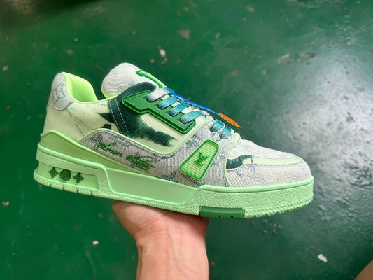 Foshan Batch 1V trainer